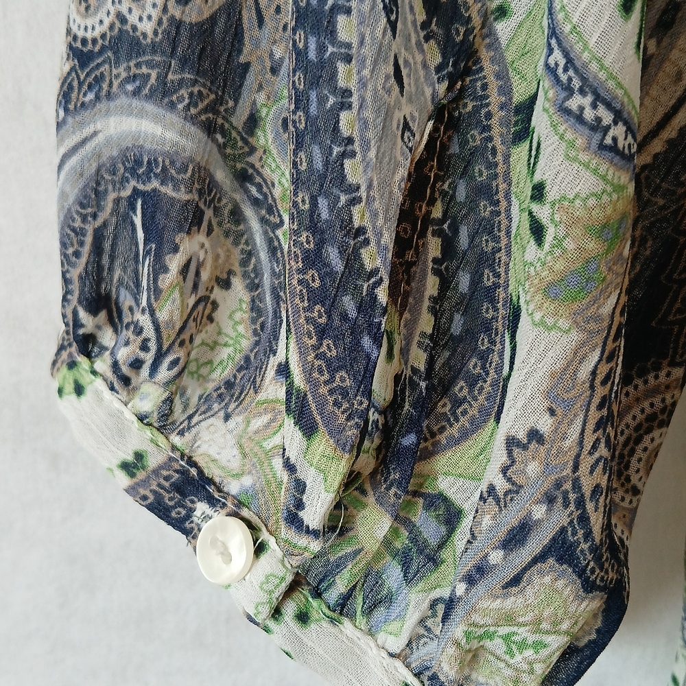 Top/Blouse - Picture 4 of 4